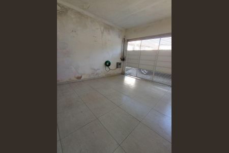 17_photo/94cf0714ed.da96a1a17422ca13-ATLAS-3ff9f7b4-375b-462d-974b-6d5495c35a92.jpg de casa para alugar com 1 quarto, 80m² em Roselândia, Cotia