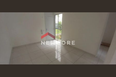 5_photo/94cf0715d3.93b8fa184532727f-ATLAS-3ef5b180-c0be-4f2f-a50c-e2a3f0dd4f23.jpg de apartamento à venda com 2 quartos, 47m² em Roselândia, Cotia