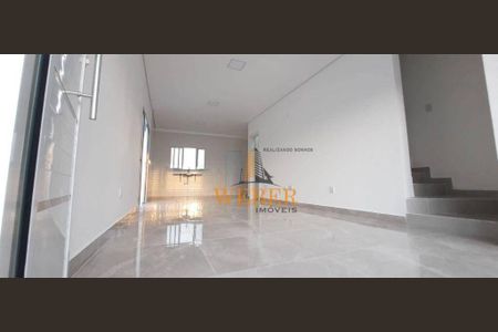 7_photo/94cf071871.cbac4b0532efd0a4-ATLAS-219cbdc3-4e6e-4709-9378-16182b6c79d3.jpg de casa à venda com 3 quartos, 150m² em Pitas, Cotia