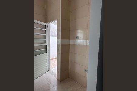 13_photo/94cf0719f1.44bd03723d791f9f-ATLAS-21b7f65b-e3d3-48ef-acb7-5aee24a50df7.jpg de casa à venda com 2 quartos, 60m² em Jardim Nova Vida, Cotia