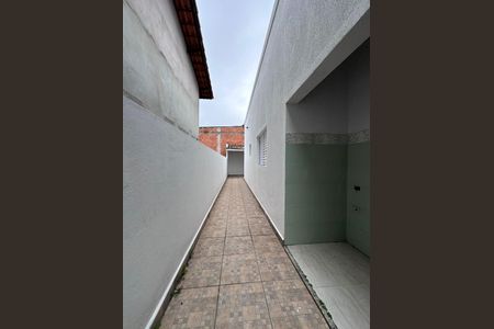 4_photo/94cf0719f1.44bd03723d791f9f-ATLAS-329fd69a-7de0-4765-bd0d-560eead319b5.jpg de casa à venda com 2 quartos, 60m² em Jardim Nova Vida, Cotia