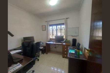 47_photo/94cf071a6f.07fb07773285f6be-ATLAS-25f7daef-2e92-42e9-83a2-6832f873c652.jpg de casa à venda com 3 quartos, 1m² em Chácara Vista Alegre, Cotia