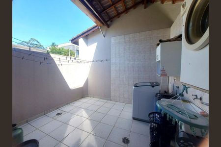 21_photo/94cf071a6f.07fb07773285f6be-ATLAS-a03c92a6-159f-46b3-8b22-df01475c2cae.jpg de casa à venda com 3 quartos, 1m² em Chácara Vista Alegre, Cotia