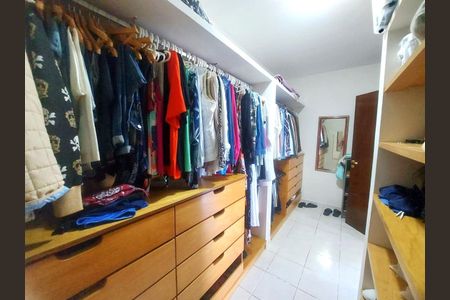 59_photo/94cf071a6f.07fb07773285f6be-ATLAS-b0defce4-e69b-47ff-b9a1-e8ef3738ec03.jpg de casa à venda com 3 quartos, 1m² em Chácara Vista Alegre, Cotia