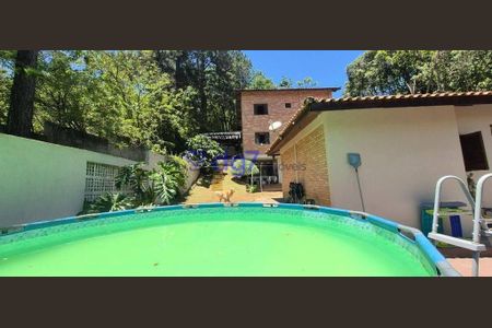 2_photo/94cf072097.c202053c0eb79174-ATLAS-0ff3ef87-3dcb-428e-8561-e0efc34bb8da.jpg de casa à venda com 5 quartos, 240m² em Pitas, Cotia