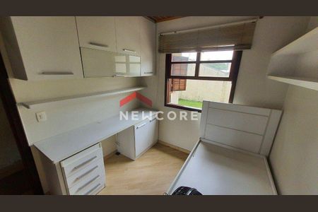 24_photo/94cf0720bd.0bf895571deddd4a-ATLAS-e04d4f55-950d-4c5e-be2f-178e582e6c67.jpg de casa de condomínio à venda com 3 quartos, 228m² em Parque das Rosas, Cotia