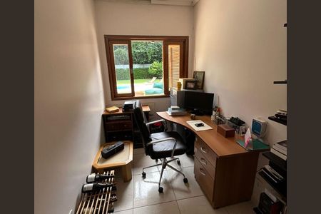 11_photo/94cf07250b.7249761259ddfa30-ATLAS-e4e19e6d-8b58-4e24-ba41-78d9ae586f7a.jpg de casa de condomínio à venda com 4 quartos, 300m² em Granja Caiapia, Cotia