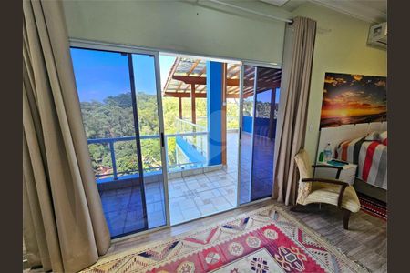 4_photo/94cf072599.e100dba37721dde7-ATLAS-e759ea83-7ceb-480e-9ad2-96131ee631c5.jpg de casa à venda com 3 quartos, 376m² em Granja Caiapia, Cotia