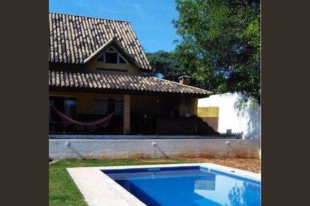 5_photo/94cf07259f.7b14635dc7f45449-ATLAS-4411c792-e84f-444f-b234-da2deaf4cdd9.jpg de casa à venda com 3 quartos, 326m² em Granja Caiapia, Cotia