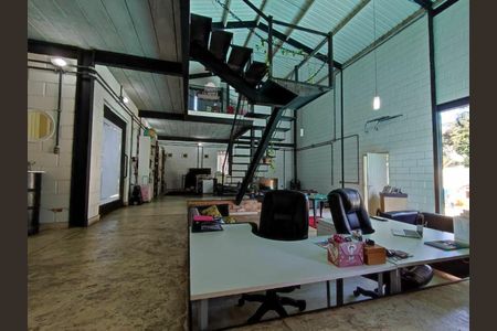 17_photo/94cf0725a7.24a317c22631bef5-ATLAS-ef4b16ba-9a3c-41f6-a4f2-6b7d35f3d17a.jpg de casa de condomínio à venda com 3 quartos, 400m² em Granja Caiapia, Cotia