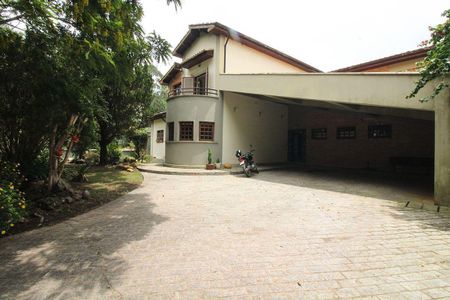 8_photo/94cf0725ab.0abb473e952761da-ATLAS-af1cf9f0-bf40-4904-92e9-584a9fb6830c.jpg de casa à venda com 4 quartos, 447m² em Granja Caiapia, Cotia