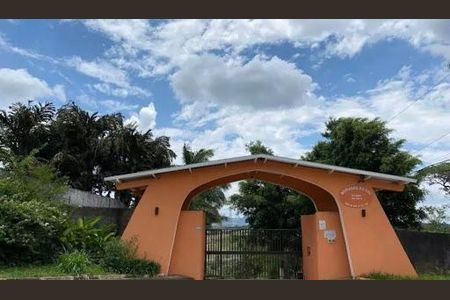 5_photo/94cf0725e7.ceff8192393c33de-ATLAS-405f33b9-3cb1-454d-aebf-52d6f36faf5d.jpg de casa à venda com 4 quartos, 220m² em Pitas, Cotia