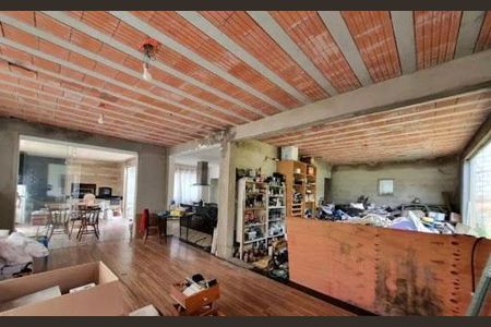 7_photo/94cf0725e7.ceff8192393c33de-ATLAS-8ee3def0-63e8-4520-9759-5782c05bdb8b.jpg de casa à venda com 4 quartos, 220m² em Pitas, Cotia