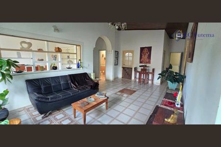 2_photo/94cf072601.93b8fa184532727f-ATLAS-1a8d6eea-e407-4376-9c78-a57d86b51dc4.jpg de casa à venda com 4 quartos, 404m² em San Fernando Park, Cotia