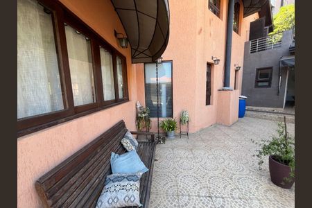 3_photo/94cf072711.8d9d2e8c4e07ca84-ATLAS-c3817ecb-6f12-426a-af59-b630e8b10910.jpg de casa à venda com 3 quartos, 246m² em Colinas de São Fernando, Cotia