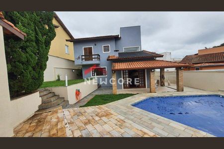 19_photo/94cf072719.c0b639fe60a48f29-ATLAS-c2e0a0e6-4734-4e45-9a48-dad44cc5b2a0.jpg de casa à venda com 3 quartos, 450m² em Parque das Rosas, Cotia