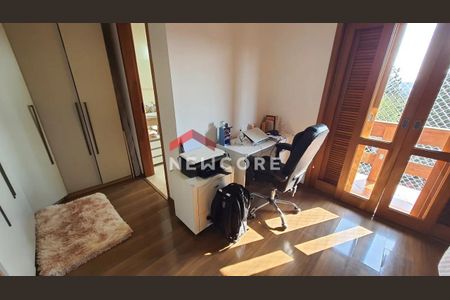 42_photo/94cf07273f.93b8fa184532727f-ATLAS-c247bb05-2cca-4dbd-bf55-8af1c0fc35fb.jpg de casa à venda com 3 quartos, 456m² em Colinas de São Fernando, Cotia