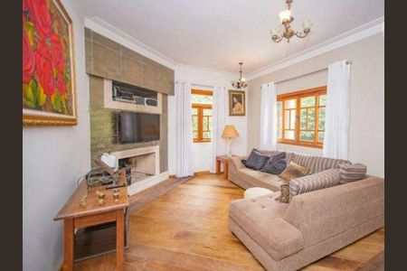 10_photo/94cf072e91.2bba007298a27dad-ATLAS-89bce0a9-b6c5-4e23-b64d-6c8e2a2f5ab9.jpg de casa de condomínio à venda com 4 quartos, 650m² em Granja Caiapia, Cotia