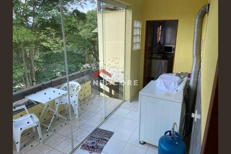 17_photo/94cf072f0d.527d2e055a247cfd-ATLAS-ddac4d3a-4751-4a90-bc15-b0a20241f35d.jpg de casa de condomínio à venda com 3 quartos, 203m² em Granja Caiapia, Cotia