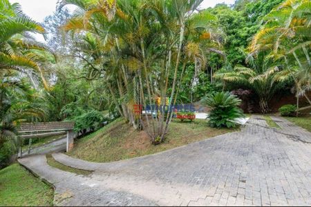 1_photo/94cf072f0d.e3da74daae84817a-ATLAS-bb126b72-71d2-45dd-ad7a-bf81e9734337.jpg de casa à venda com 6 quartos, 387m² em Granja Caiapia, Cotia