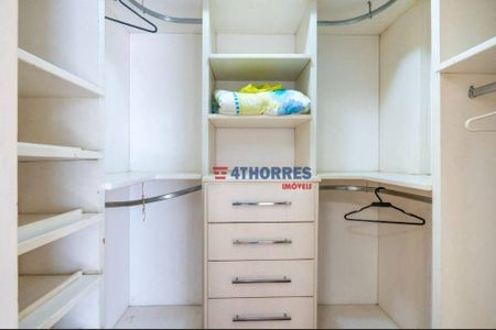 9_photo/94cf072f0d.e3da74daae84817a-ATLAS-c93d7fbc-d23d-4d5c-bf14-53f0c7f3cfef.jpg de casa à venda com 6 quartos, 387m² em Granja Caiapia, Cotia