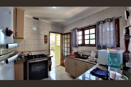 6_photo/94cf072f17.1deccb13cbfcf316-ATLAS-039b1662-961e-4a14-8ef6-05ddcdfd0923.jpg de casa à venda com 3 quartos, 140m² em Granja Caiapia, Cotia