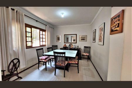 10_photo/94cf072f17.1deccb13cbfcf316-ATLAS-56743e48-e43b-4c4e-bab4-17302e656dc7.jpg de casa à venda com 3 quartos, 140m² em Granja Caiapia, Cotia