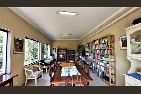 3_photo/94cf072f17.1deccb13cbfcf316-ATLAS-d4af9f7e-72a9-4652-99f9-a8cb00f5e047.jpg de casa à venda com 3 quartos, 140m² em Granja Caiapia, Cotia