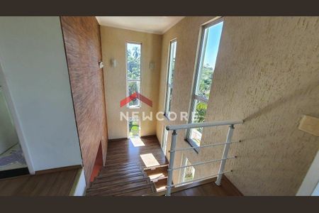 2_photo/94cf072f1f.470e3b4ecc8ee2ef-ATLAS-14f7d672-eace-4602-9cfa-3abcf86c6def.jpg de casa de condomínio à venda com 3 quartos, 320m² em Granja Caiapia, Cotia