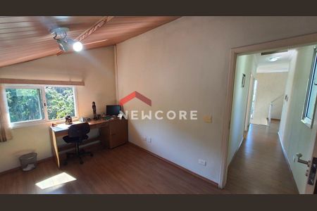 4_photo/94cf072f1f.470e3b4ecc8ee2ef-ATLAS-1e4503e5-2f3b-4ea2-a620-94d40921fa66.jpg de casa de condomínio à venda com 3 quartos, 320m² em Granja Caiapia, Cotia