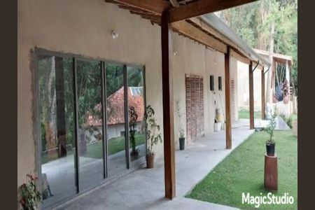 8_photo/94cf0731f3.bdf1def5ceb5107f-ATLAS-6587e592-af4f-429c-acd1-cc0bf2cfe083.jpg de casa à venda com 4 quartos, 200m² em Granja Carneiro Viana, Cotia