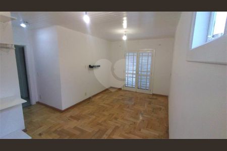 9_photo/94cf073209.69d57534b93d34f5-ATLAS-1a7598ae-1607-45b0-8fbf-e0a85fb1f5b0.jpg de casa de condomínio à venda com 5 quartos, 427m² em Granja Caiapia, Cotia