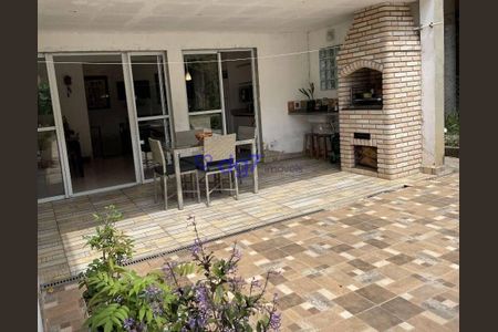 6_photo/94cf073209.69d57534b93d34f5-ATLAS-2a13982e-3a8d-44a1-bbe9-e41c719d23ed.jpg de casa de condomínio à venda com 5 quartos, 460m² em Granja Caiapia, Cotia