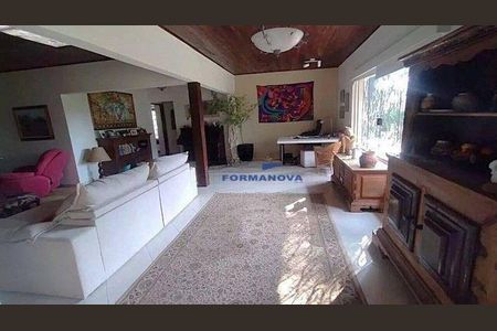 23_photo/94cf07352d.1296c5bddb5f86af-ATLAS-137c734d-cffd-407d-bc5a-b45c377e5810.jpg de casa para alugar com 4 quartos, 300m² em Lajeado, Cotia