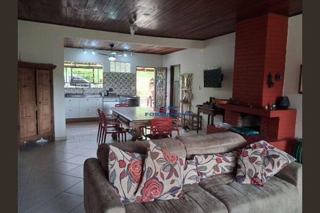 28_photo/94cf07352d.1296c5bddb5f86af-ATLAS-ac4ec009-3901-42db-862c-dd251f0eb351.jpg de casa para alugar com 4 quartos, 300m² em Lajeado, Cotia