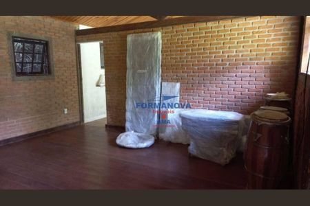 6_photo/94cf073569.effc73c8c58abb54-ATLAS-2f29f17e-3332-4e18-b739-e4102b90fb2b.jpg de casa à venda com 3 quartos, 900m² em Jardim Caiapia, Cotia