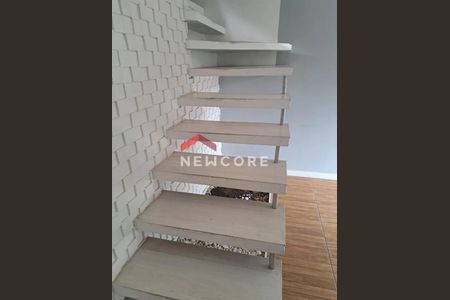 2_photo/94cf0739eb.b7a28b76476596d7-ATLAS-da9f89c1-2ca7-4f22-9193-4fbbbc122fc7.jpg de casa de condomínio à venda com 3 quartos, 135m² em Parque Monjolo, Cotia