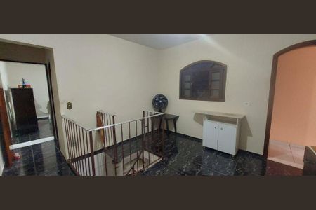 8_photo/94cf073b0f.59b9fa3339c8dcb8-ATLAS-6168d3f0-839e-41e7-a7cb-3e597efa5b80.jpg de casa à venda com 2 quartos, 170m² em Parque Miguel Mirizola, Cotia