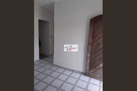 4_photo/94cf07433f.732b7fd8aaa5f07d-ATLAS-3901e6ef-85c4-4673-a9de-3eb8d3559e3a.jpg de casa à venda com 2 quartos, 70m² em Jardim Estela Mari, Cotia