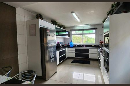 4_photo/94cf0745db.22c640a4982ba9e2-ATLAS-853f2d10-86f9-4cdc-9e93-2b25e457e21b.jpg de casa de condomínio à venda com 3 quartos, 244m² em Condominio Vila Deste Cotia - SP, Cotia