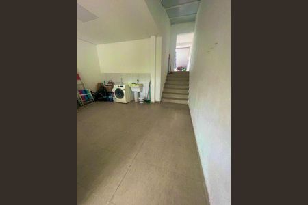 12_photo/94cf0745e1.ac27657d5f4d7d4b-ATLAS-0ea73789-e386-417e-98ed-962757da82ea.jpg de casa de condomínio à venda com 3 quartos, 150m² em Jardim Rio das Pedras, Cotia