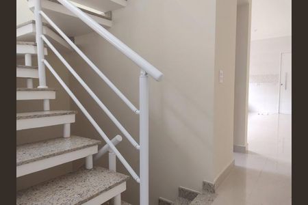 7_photo/94cf07465d.4d21696e34f451c0-ATLAS-9ea88dea-d572-4653-a82c-d1c4cd0d7f3f.jpg de casa à venda com 3 quartos, 135m² em Jardim Nova Coimbra, Cotia