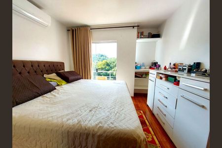 7_photo/94cf07467b.e70fa8406114d9b6-ATLAS-015c8bae-b557-44a9-933f-bfd67e7901fa.jpg de casa de condomínio à venda com 3 quartos, 165m² em Jardim Rio das Pedras, Cotia