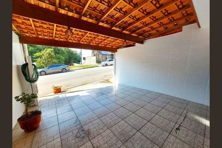 20_photo/94cf07467b.e70fa8406114d9b6-ATLAS-525f03c7-19c2-41cf-8695-a952d4df3da5.jpg de casa de condomínio à venda com 3 quartos, 165m² em Jardim Rio das Pedras, Cotia