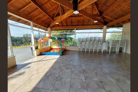 24_photo/94cf07467b.e70fa8406114d9b6-ATLAS-efa7e5a2-b92c-499d-8c41-0df8e109c020.jpg de casa de condomínio à venda com 3 quartos, 165m² em Jardim Rio das Pedras, Cotia