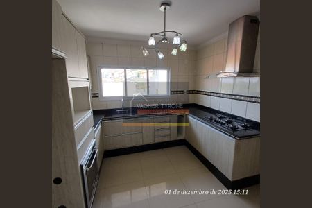 11_photo/94cf07468d.ba7bbfca332eb674-ATLAS-6f65df80-d999-475f-bbb0-558e920d99fd.jpg de casa à venda com 5 quartos, 345m² em Jardim Nova Coimbra, Cotia