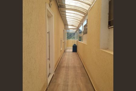 15_photo/94cf07468f.d83ba18c48a1246b-ATLAS-58eb9191-a9db-404f-9ff3-e0d0b2e5f65e.jpg de casa à venda com 3 quartos, 210m² em Jardim Rio das Pedras, Cotia