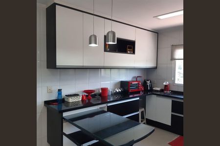 21_photo/94cf07468f.d83ba18c48a1246b-ATLAS-cb8bcc77-e6f7-4b8e-917a-dda09521fc03.jpg de casa à venda com 3 quartos, 210m² em Jardim Rio das Pedras, Cotia