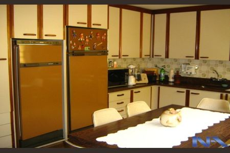 7_photo/94cf074691.8a706a3c1c8a5b40-ATLAS-e165a65c-84be-464a-8eab-1aa8fa36490f.jpg de casa à venda com 3 quartos, 200m² em Jardim Nova Coimbra, Cotia