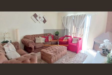 7_photo/94cf07469b.a7ae3b4e44d16c28-ATLAS-7da618f4-fef3-40c3-a1f2-9c17296fcbdf.jpg de casa à venda com 3 quartos, 150m² em Jardim Nova Coimbra, Cotia